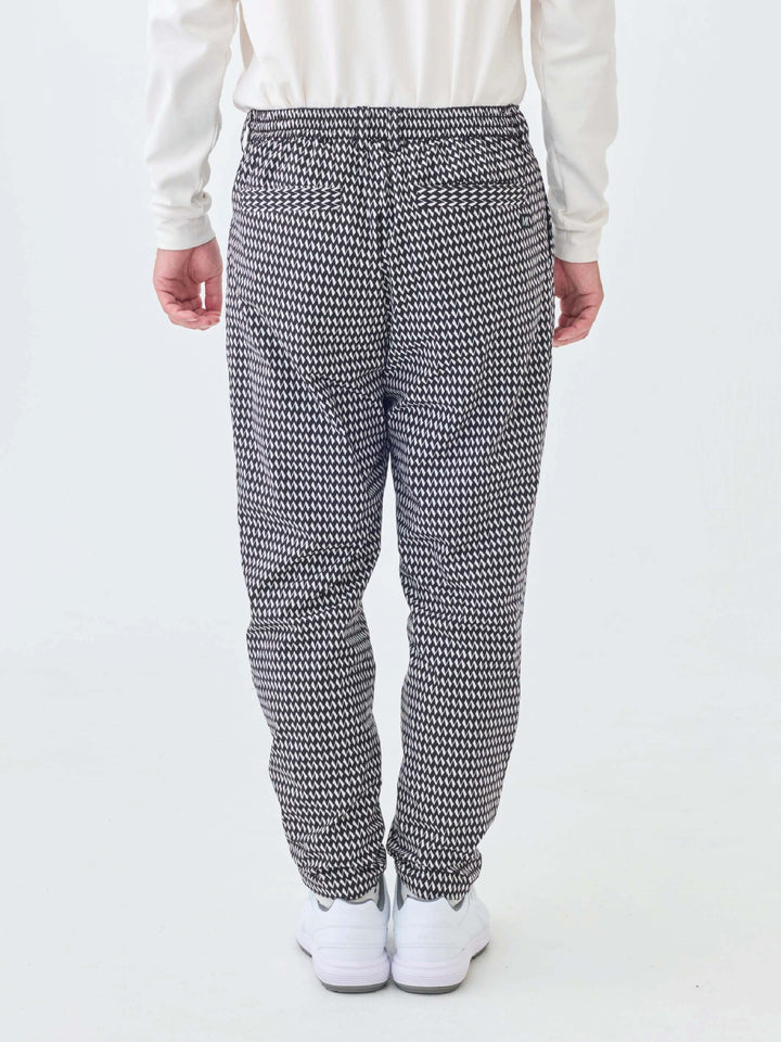 撥水ストレッチタックパンツ