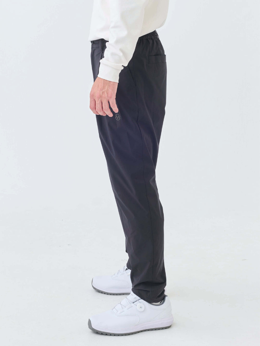 撥水ストレッチタックパンツ