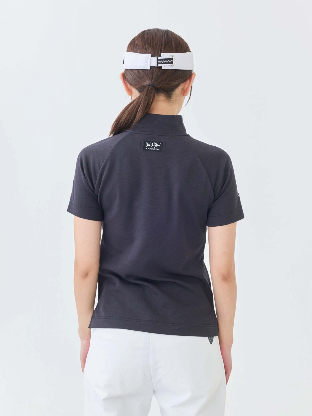 エアリー天竺エンボスサインロゴ半袖モックネック