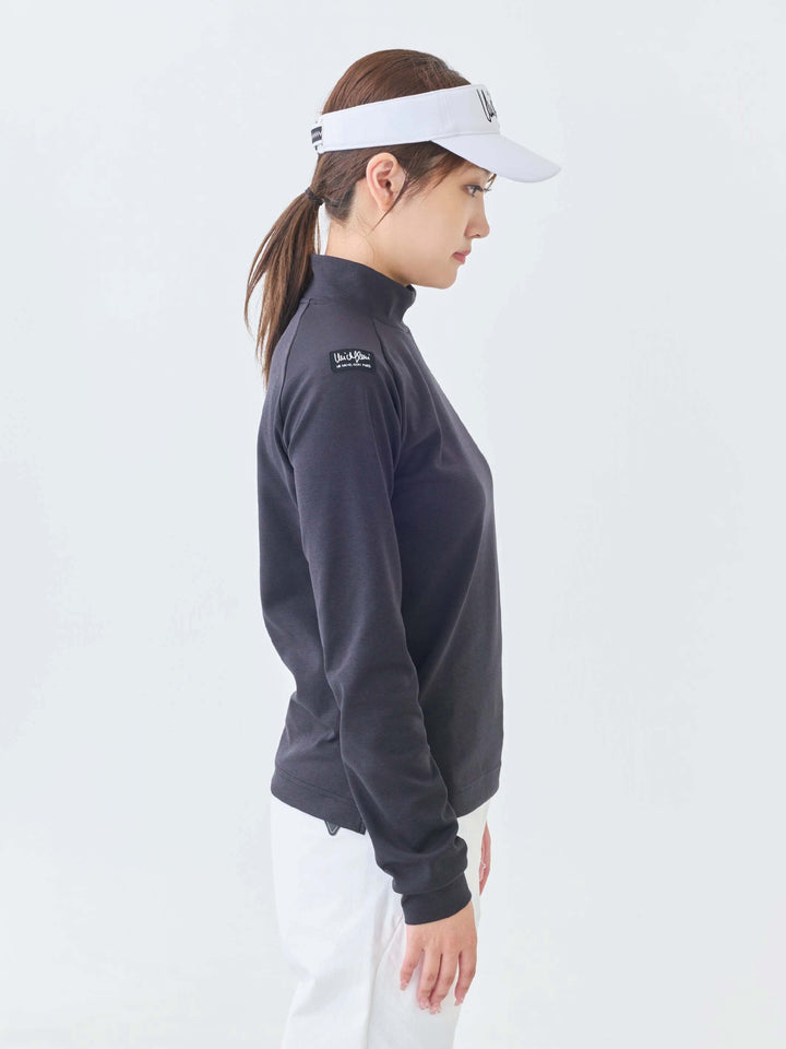 エアリー天竺エンボスサインロゴ長袖モックネック