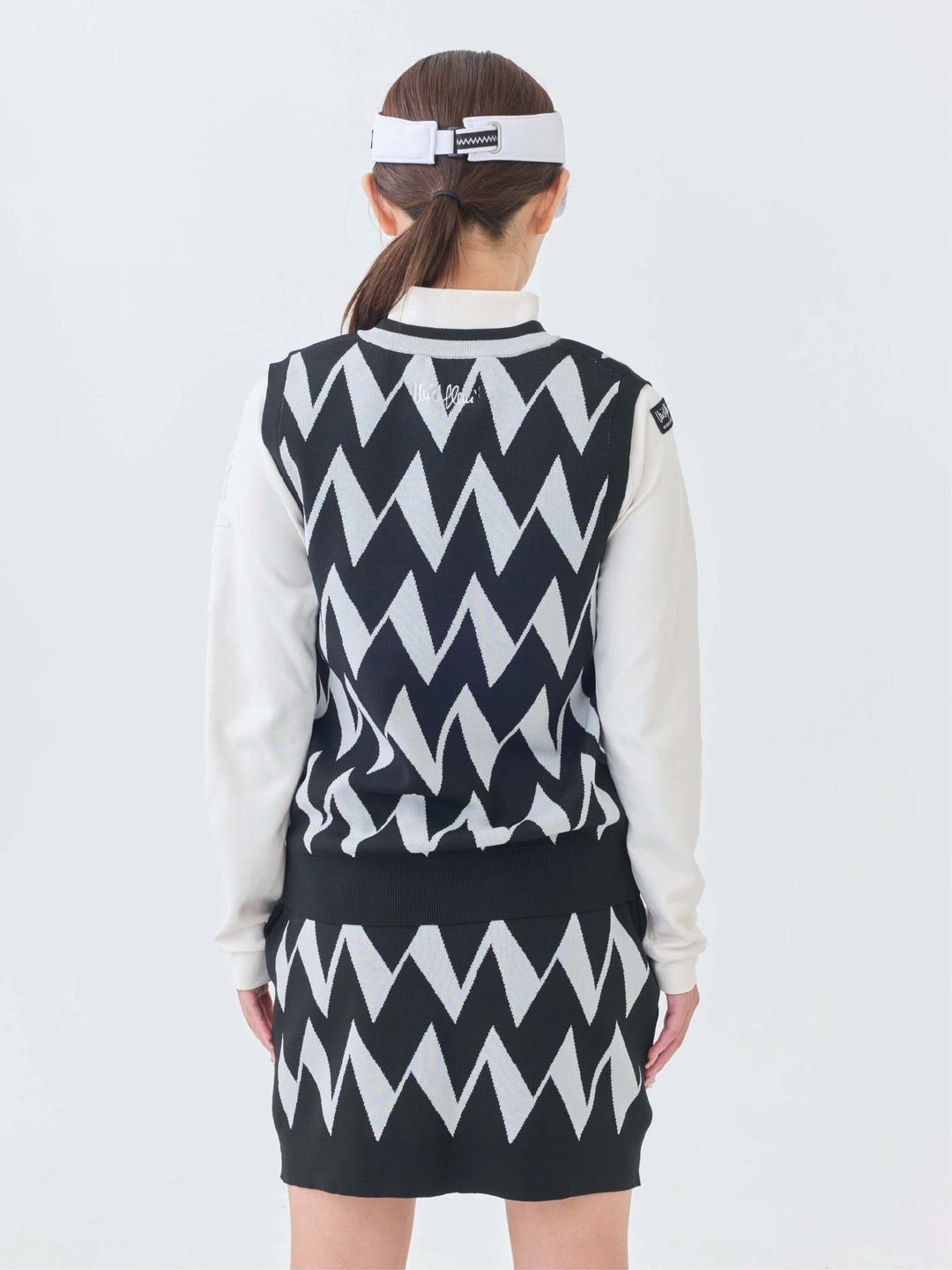 ストレッチニットWジャガードベスト