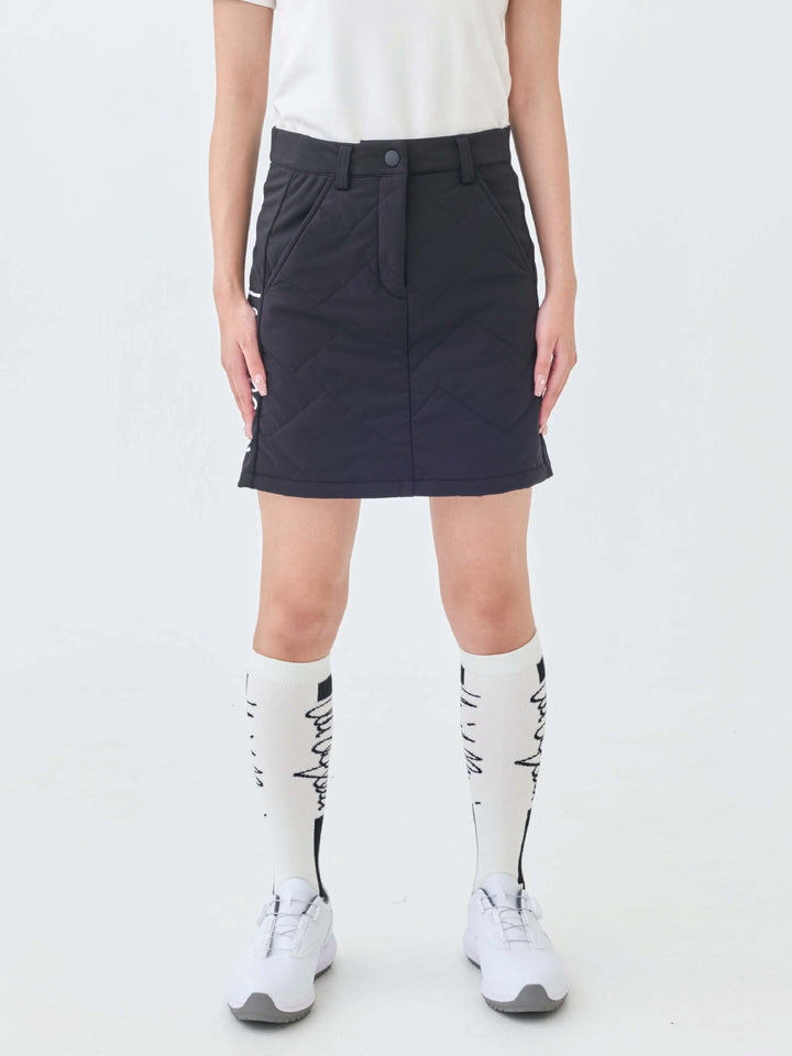 撥水ストレッチキルトスカート