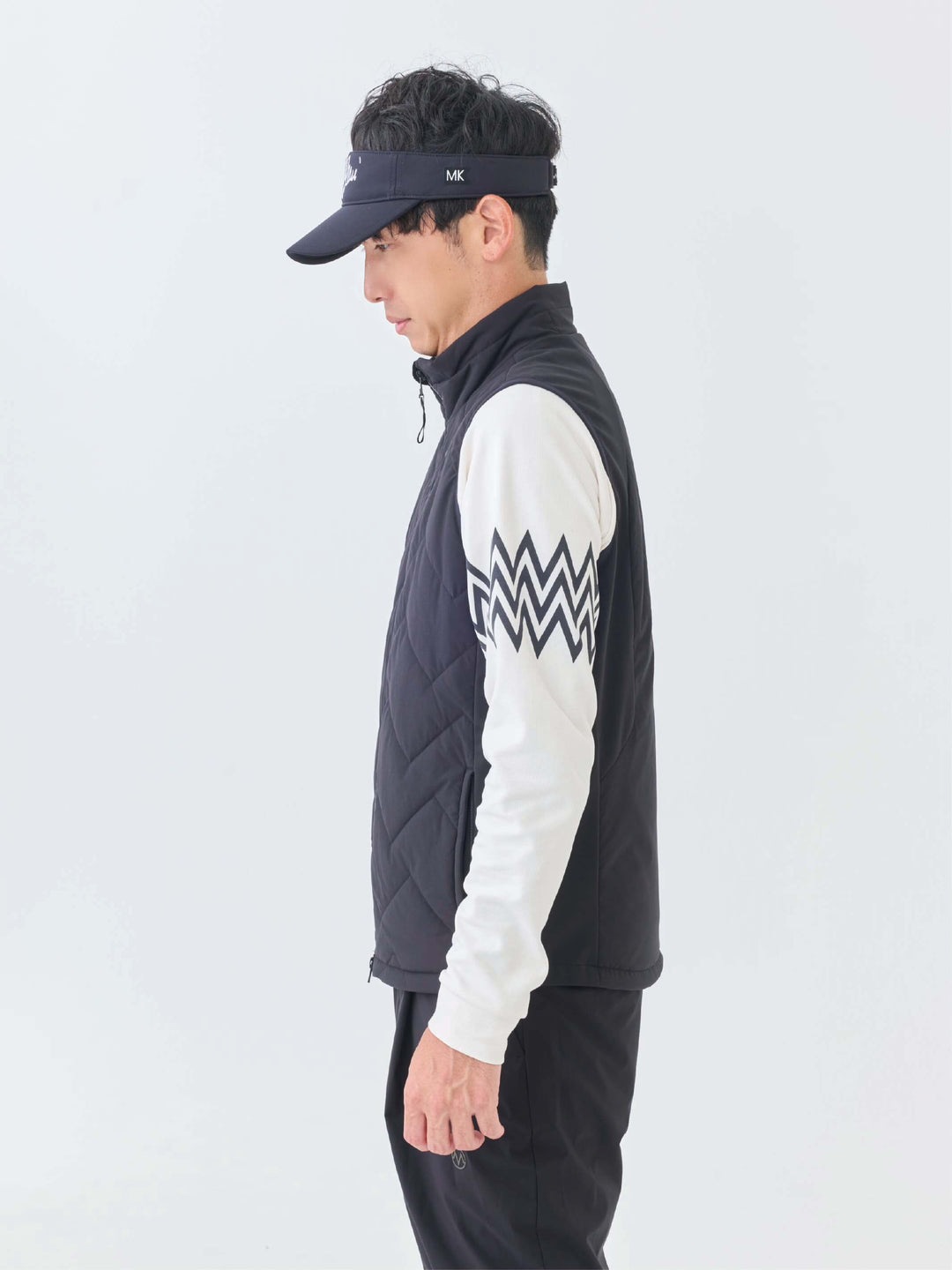 撥水ストレッチキルトフーディーベスト