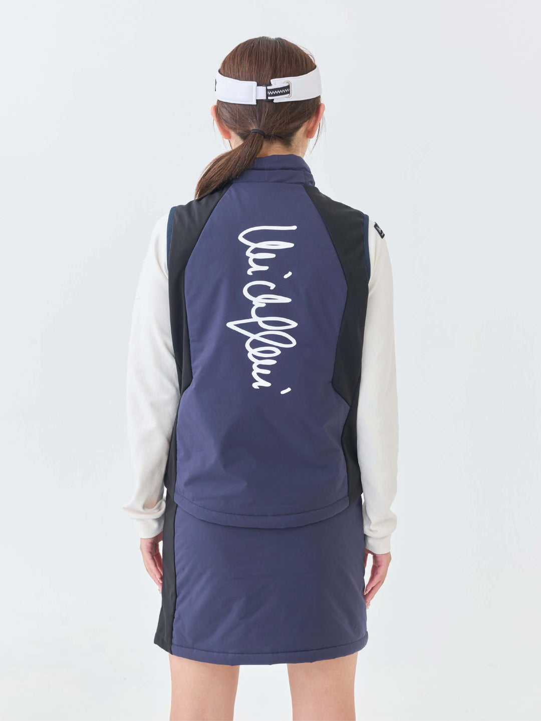 撥水ストレッチキルトフーディーベスト